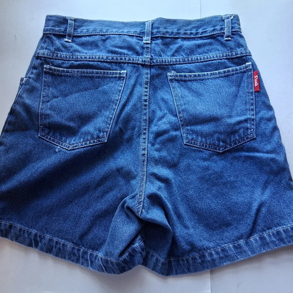 Pooh Shorts Womens Or Jr  9/10 - Picture 9 of 16